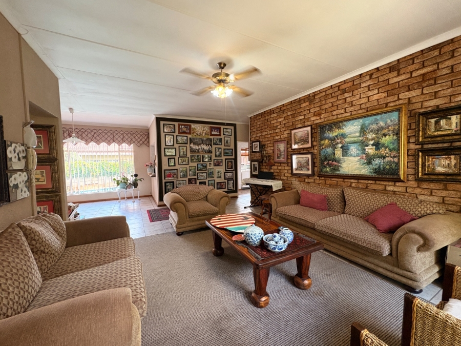 3 Bedroom Property for Sale in Doringkruin North West